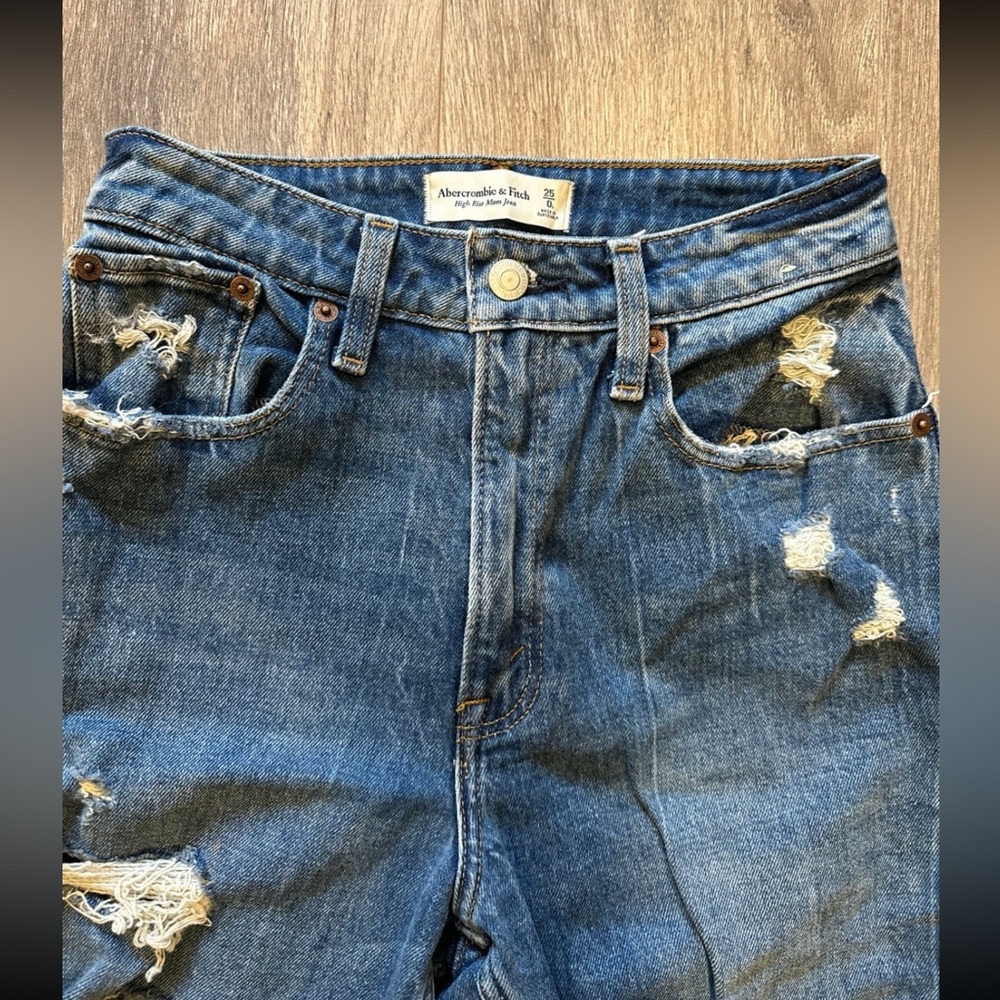 Abercrombie curve love jeans